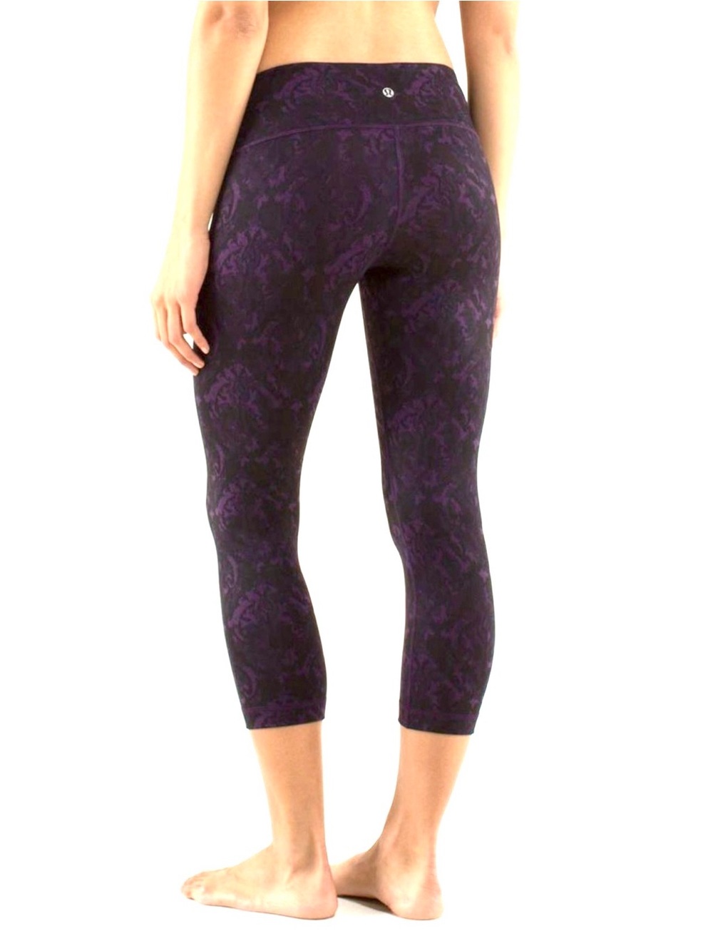 lululemon athletica Cropped Leggings in Deep Purple Baroque